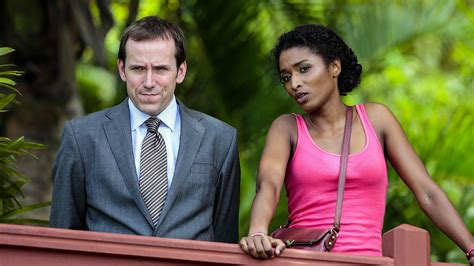 death in paradise cast